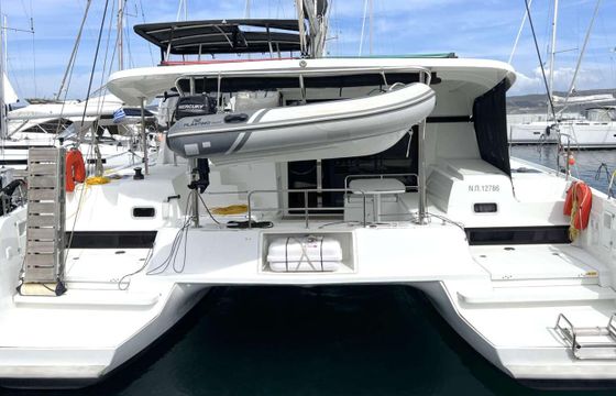 Lagoon 42