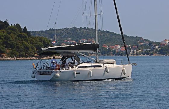 Salona 44