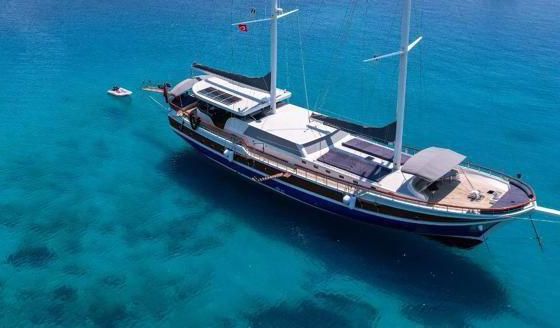 Ketch 115