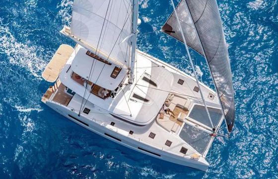 Lagoon 55