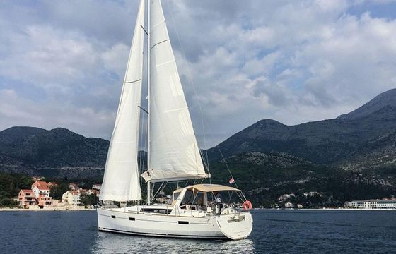 Beneteau Oceanis 45