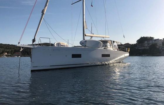 Beneteau Oceanis 54