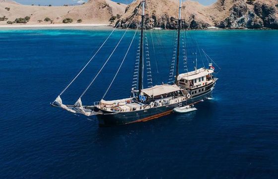 Traditional Dutch Schooner 127