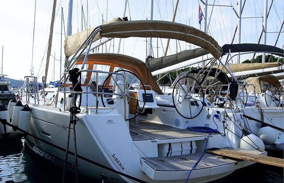 Dufour Grand Large 450