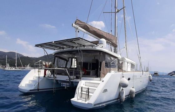 Lagoon 450 F