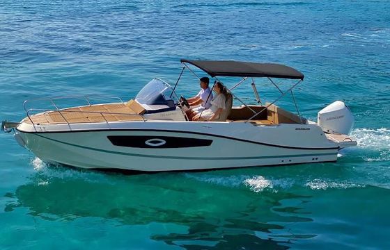 Quicksilver 755 Sundeck