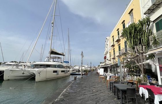 Lagoon 50