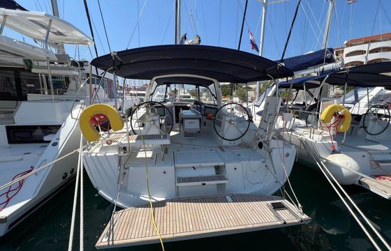 Beneteau Oceanis 41.1