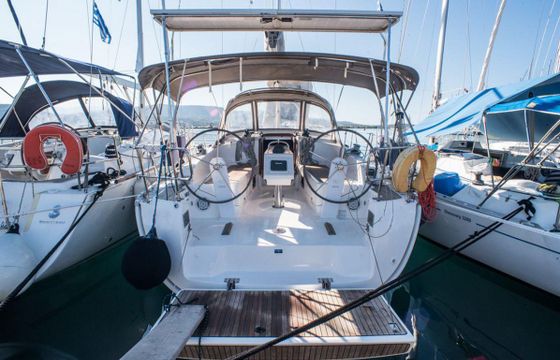Bavaria 37