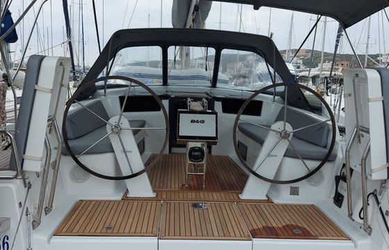 Hanse 418
