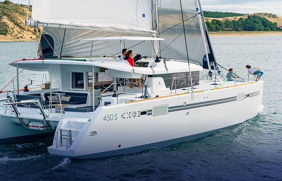 Lagoon 450 S