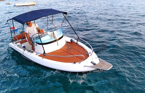 Primus Marine Fisher 17 Deck