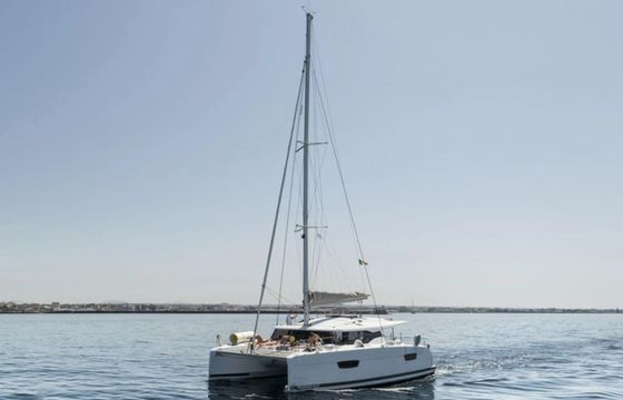 Fountaine Pajot Astréa 42