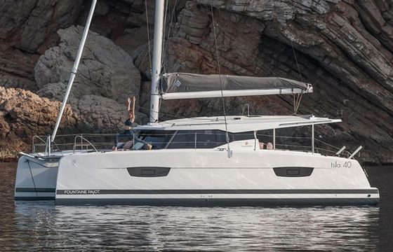 Fountaine Pajot Isla 40
