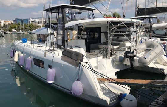 Lagoon 42