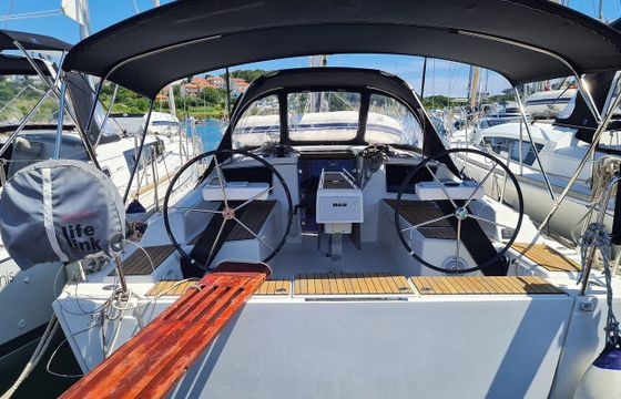 Dufour 360 Grand Large