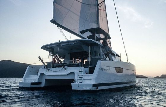 Fountaine Pajot Astréa 42