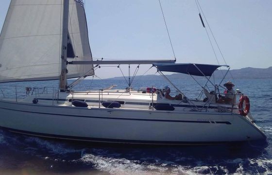 Bavaria 37