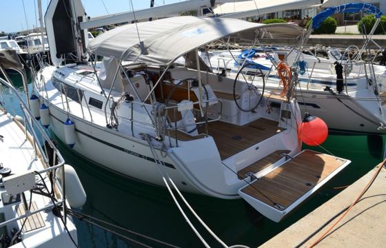 Bavaria Cruiser 37