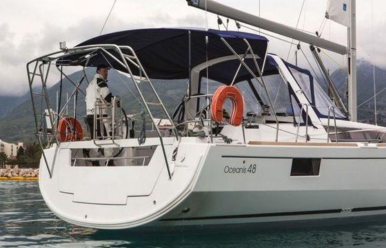 Beneteau Oceanis 48