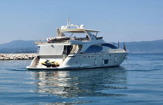 Azimut 85F