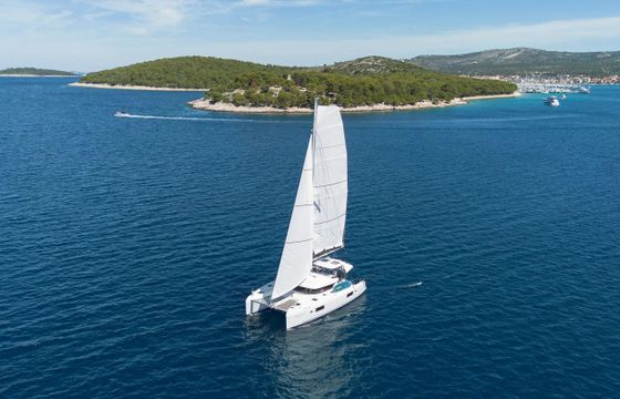 Lagoon 42