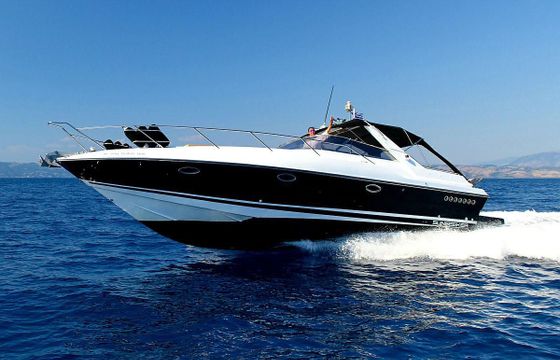 Sunseeker Martinique