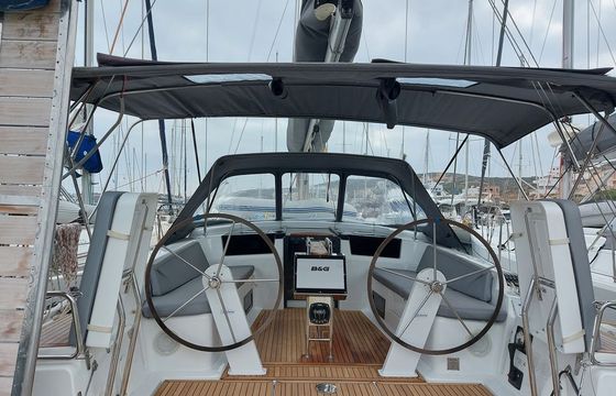 Hanse 418