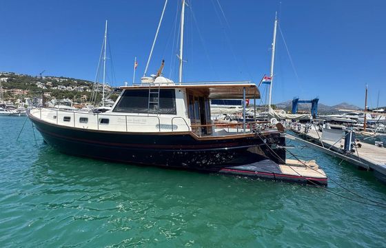 Menorquin Yachts 160