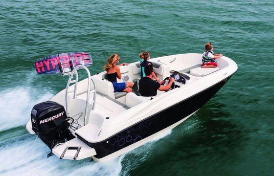 Bayliner E5