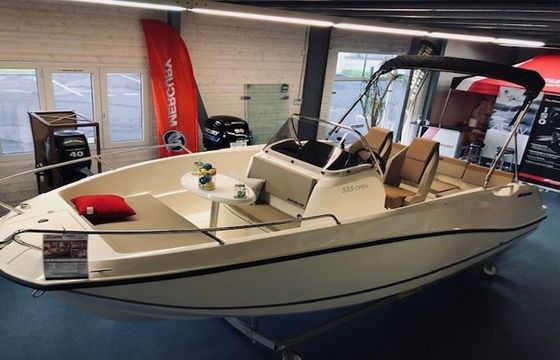 Quicksilver Activ 555