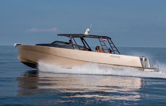 Colnago Marine 37