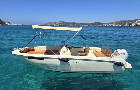 Invictus Yachts Fx190