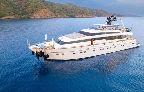 M/Y 115