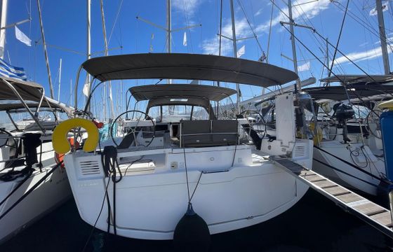 Dufour 530