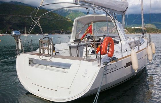 Beneteau Oceanis 45