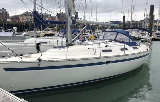 Bavaria 35
