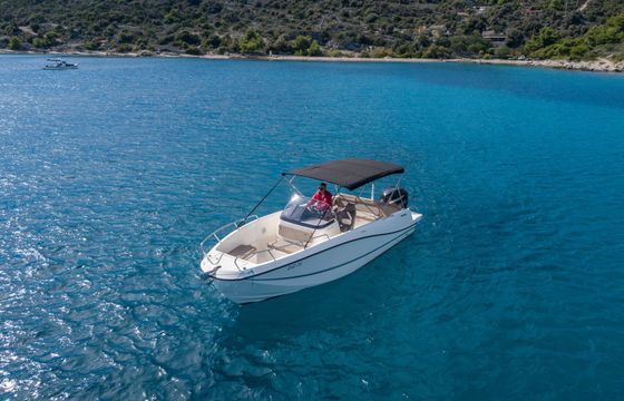 quicksilver activ 755 open