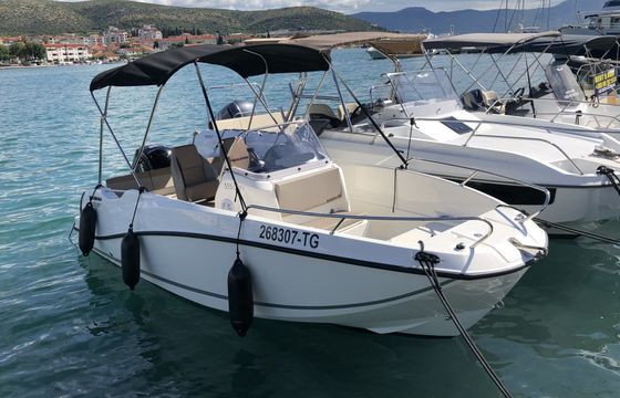 quicksilver activ 555 open
