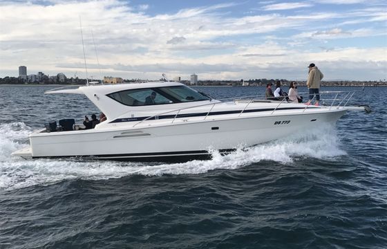 riviera 4000 offshore