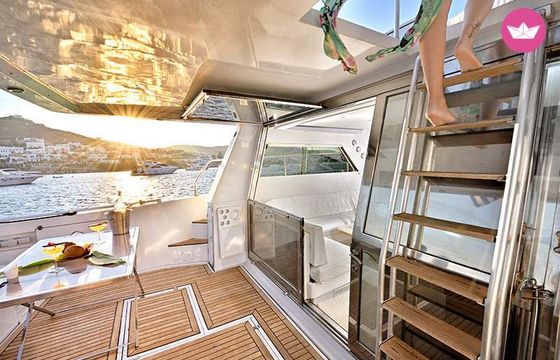 ferretti fly 52ft