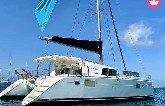 lagoon 440