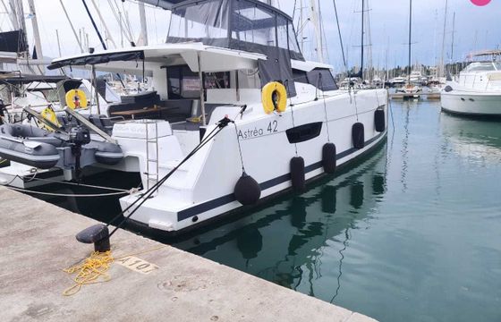 fountaine pajot astréa 42