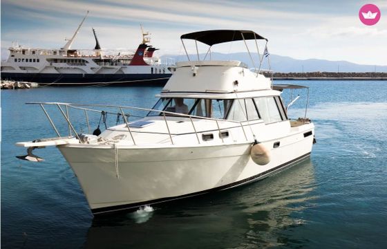 bayliner motorboat