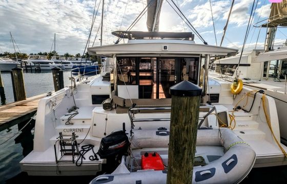 catana group bali 4.4 - 4 + 2 cab.