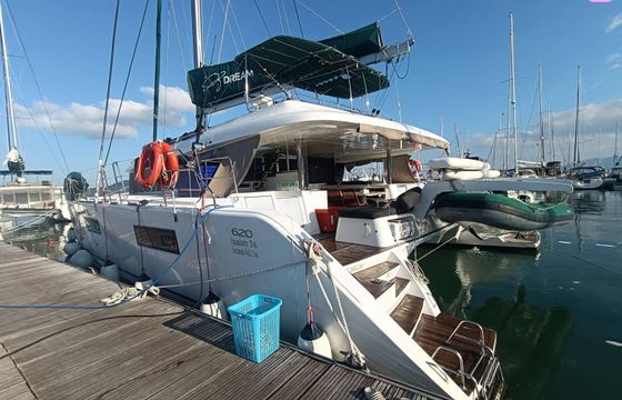 lagoon-bénéteau lagoon 620 - 6 + 2 cab.