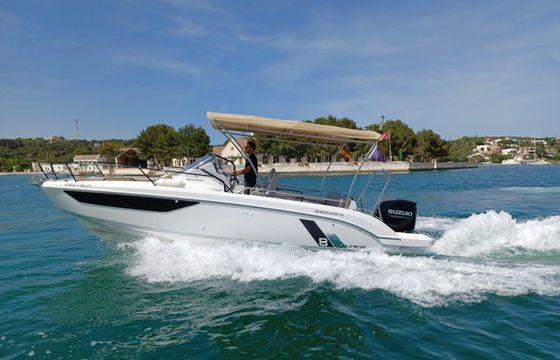 beneteau flyer 9