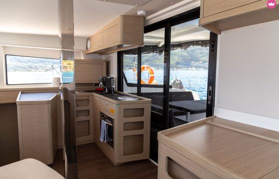 lagoon 42