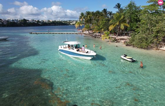 boston whaler 38'