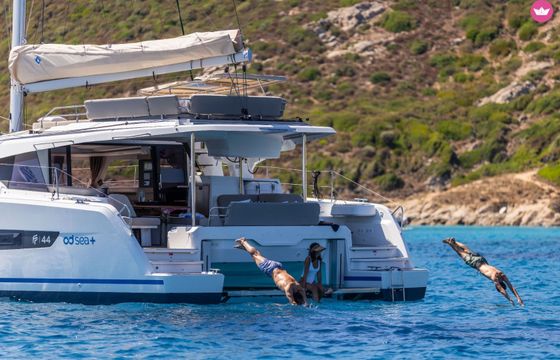 fountaine pajot new 44